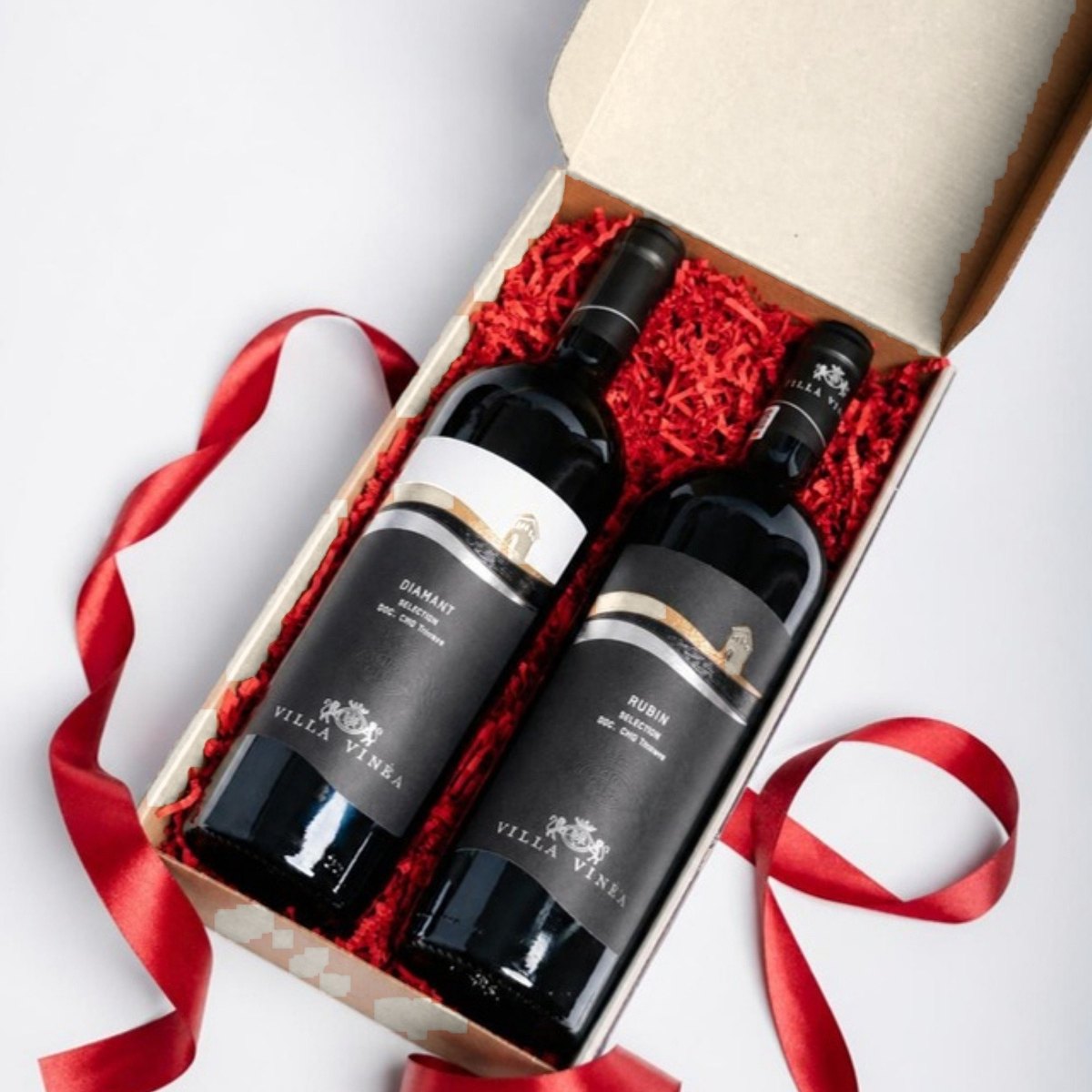 Pachetul Duo Selection, în cutie cadou Villa Vinèa